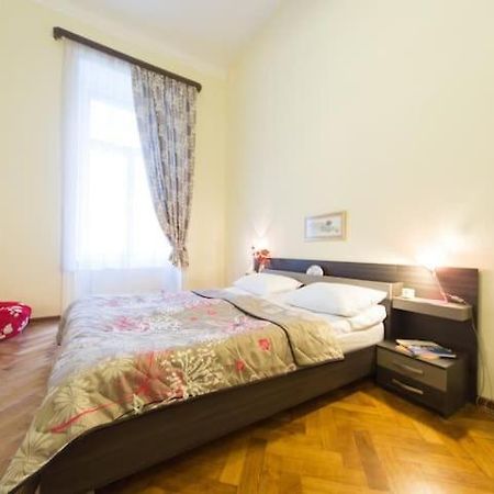 Apartment On Tabidze 3/5 Tiflis Exterior foto