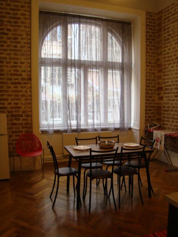 Apartment On Tabidze 3/5 Tiflis Exterior foto